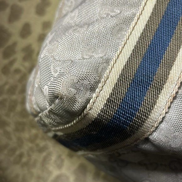 Gucci GG Silver Nylon open tote bag with green,blue,cream nylon stripes - Picture 7 of 17